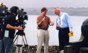 John demonstrates pin-hole projection (click for full size=35k)